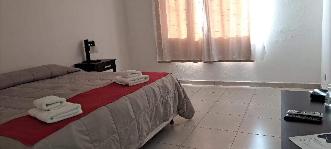 Newen Bed And Breakfast El Chalten Buitenkant foto